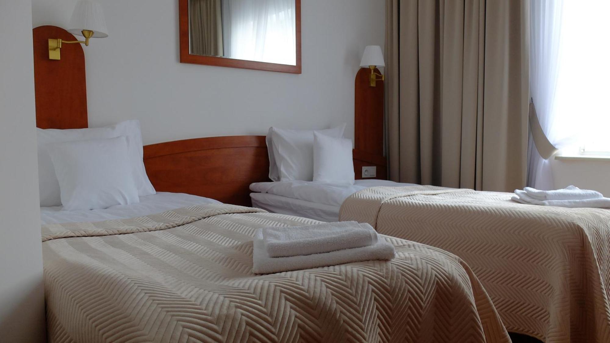 Hotel Maxim Kwidzyn Extérieur photo