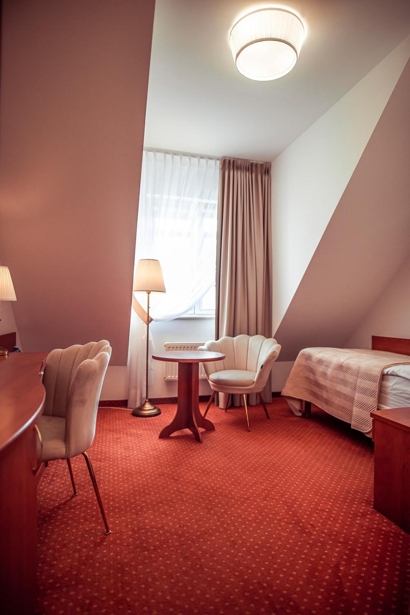 Hotel Maxim Kwidzyn Extérieur photo